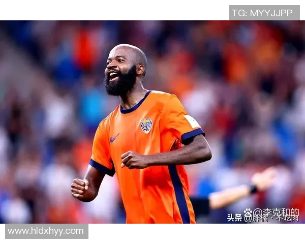 国内足球明星盘点他们在绿茵场上的辉煌成就与影响力