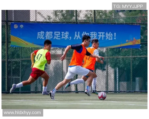 成都羽毛球队灵活性争议引发热议球员表现与战术调整成焦点讨论