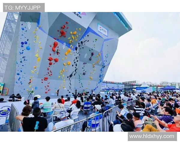 成都攀岩队在世界攀岩锦标赛中以82分稳居积分榜首位